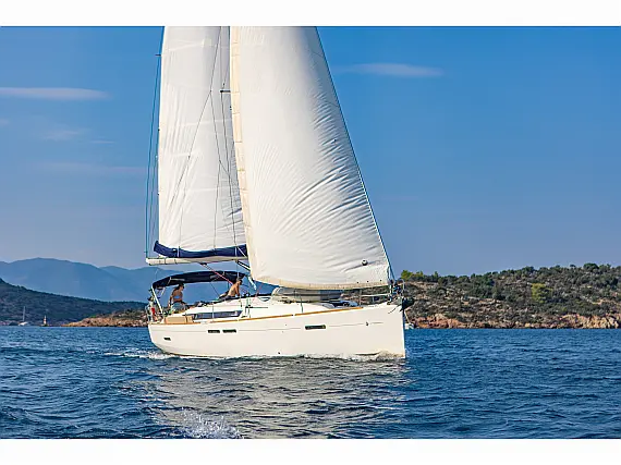 Sun Odyssey 449