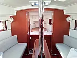 Oceanis 35.1 - Internal image