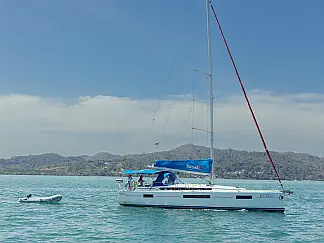 Sunsail 44 SO - External image