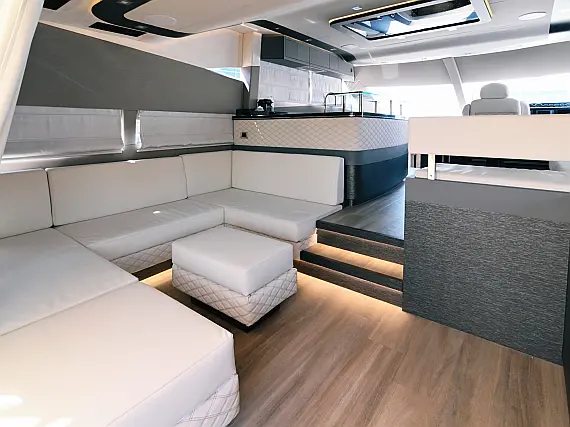 Galeon 640 Fly - Immagine interna