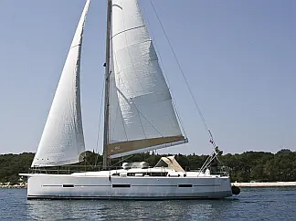 Dufour 460 Grand Large - External image