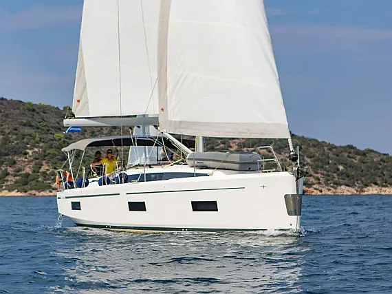Bavaria C42