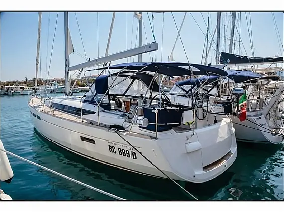 Sun Odyssey 519 