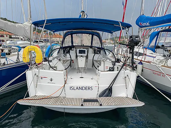 Sun Odyssey 389