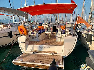 Bavaria 37 - External image