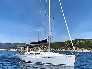 Oceanis 50 - External image