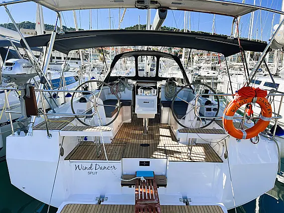 Bavaria C38