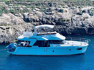 Swift Trawler 47 - External image
