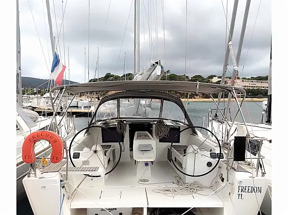 Dufour 410 Grand Large