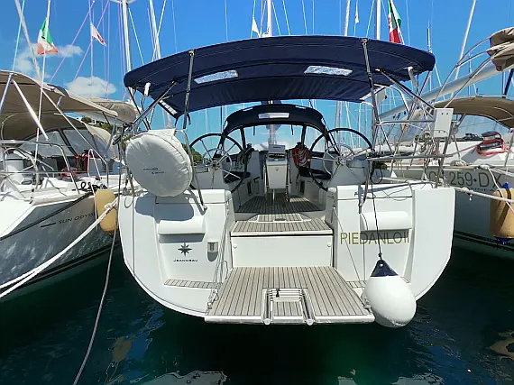 Sun Odyssey 409