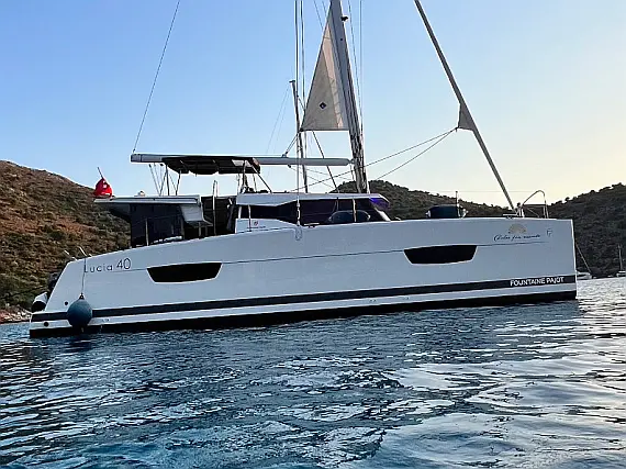 Lucia 40