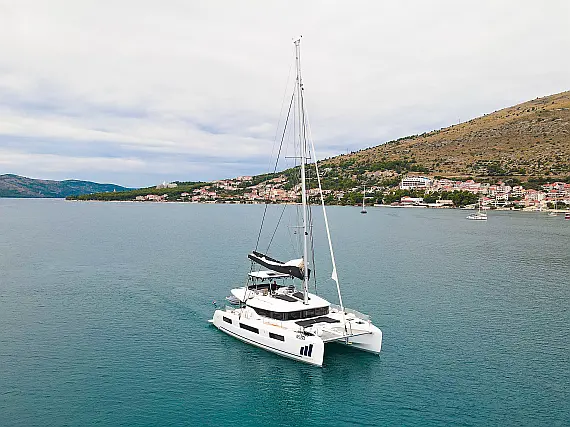 Lagoon 51 Fly