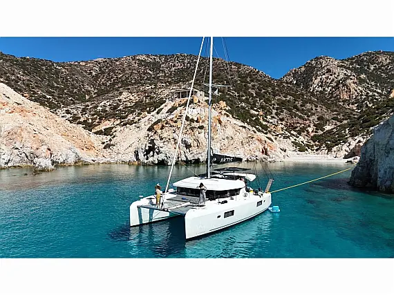 Lagoon 42