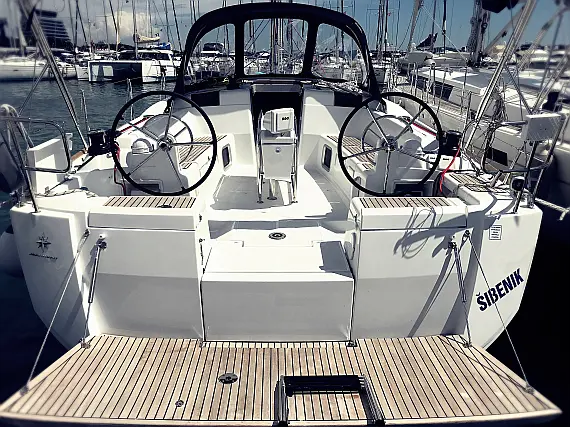 Sun Odyssey 449