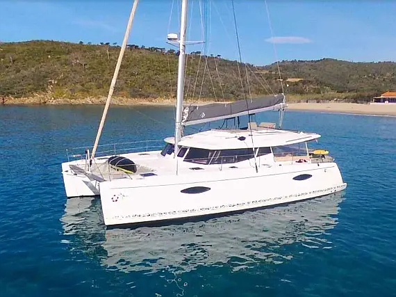 Helia 44