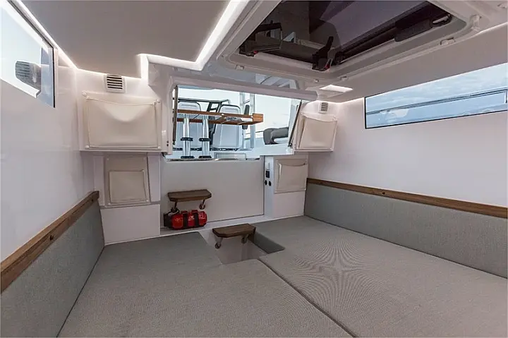 Axopar 37 XC Cross Cabin - 