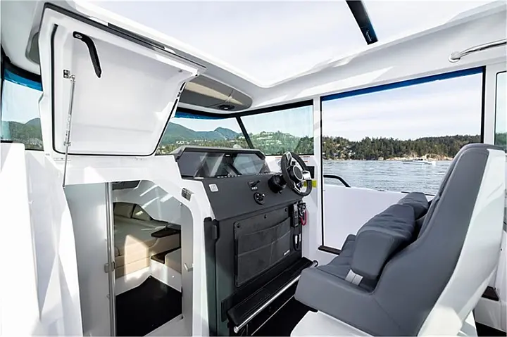 Axopar 37 XC Cross Cabin - 