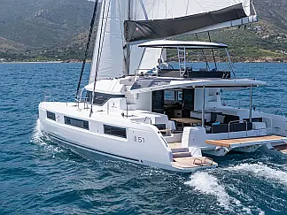 Lagoon 51 - External image