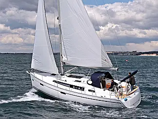 BAVARIA C 37 BT - External image