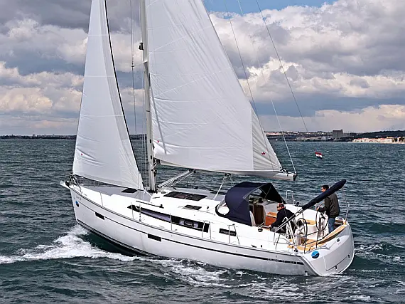 BAVARIA C 37 BT - Immagine esterna