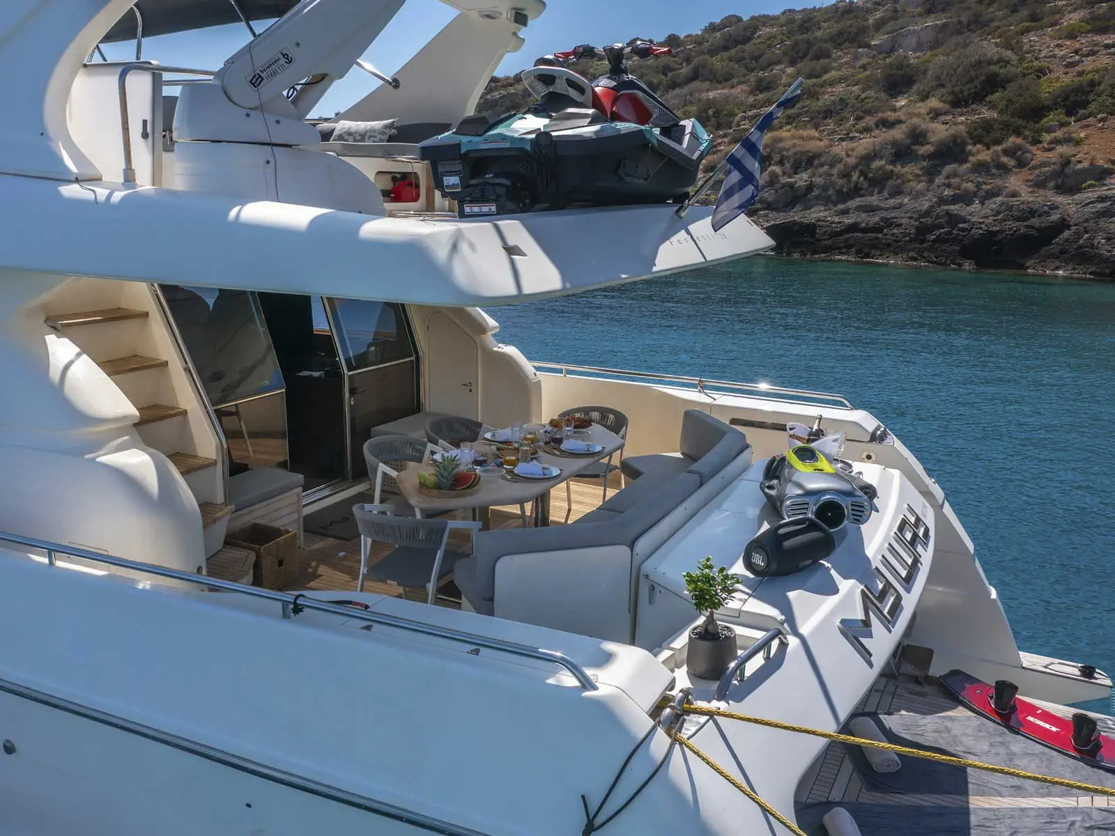 Ferretti 72 Motor Yacht