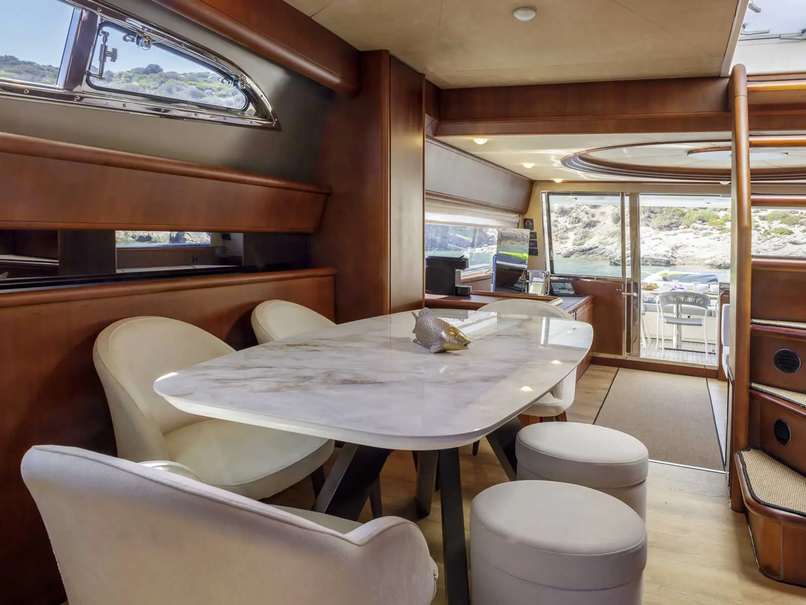 Ferretti 72 Motor Yacht