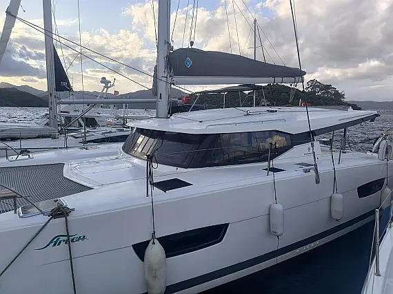 Isla 40 (katamaran) — Göcek, Turcja