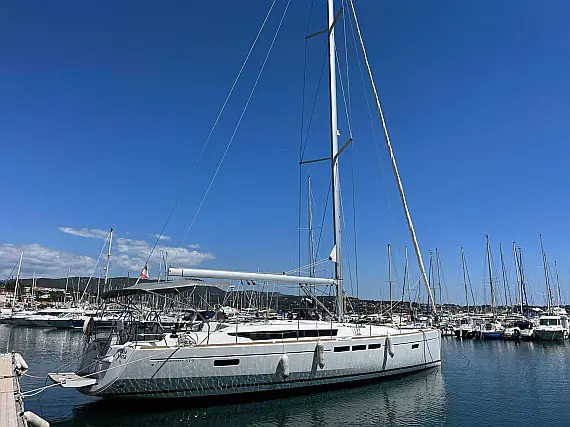 Sun Odyssey 519