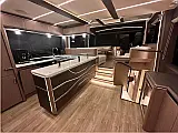 Galeon 680 Fly - Internal image