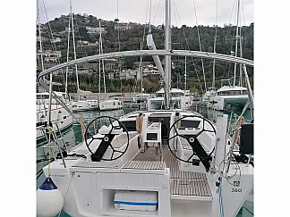 Dufour 360 Grand Large - External image