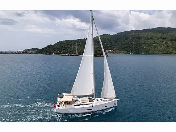 Dufour 430