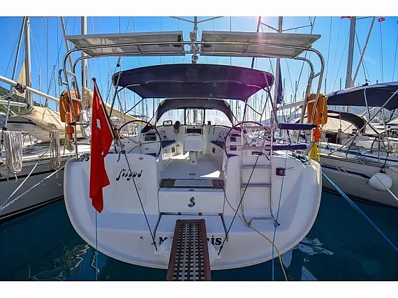 Cyclades 50.5