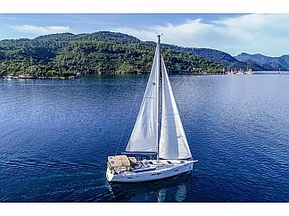 Sun Odyssey 479 - External image
