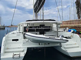 Lagoon 46  - External image