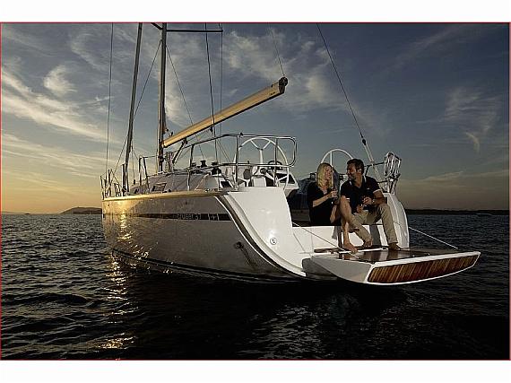 Bavaria Cruiser 37