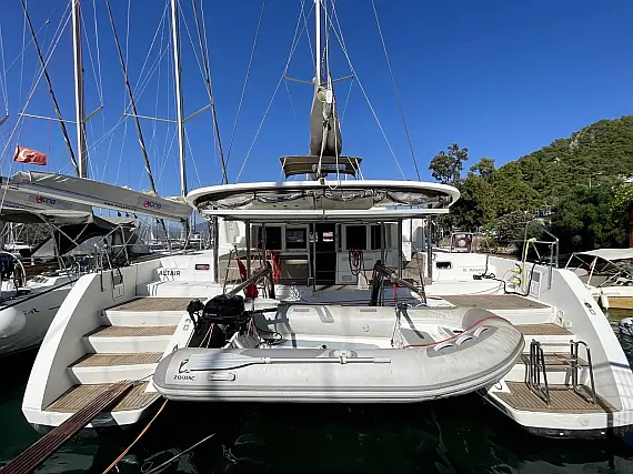 Lagoon 450 F