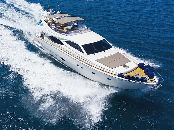 Ferretti 760