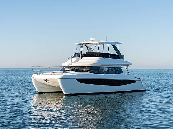 Aquila 42 Yacht