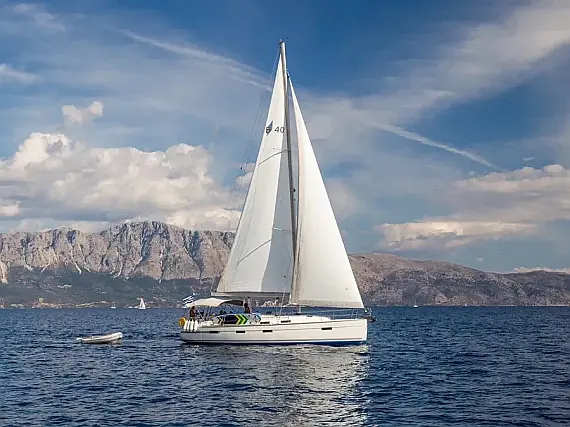 Bavaria 40
