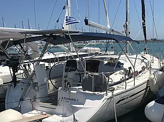 Bavaria 37 - External image