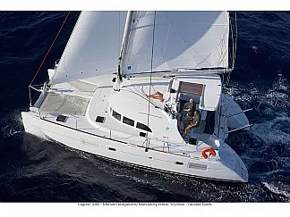Lagoon 380 - External image