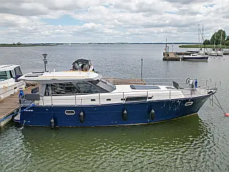 Nautika 1300 ROYAL - External image