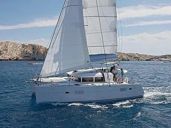 Lagoon 400