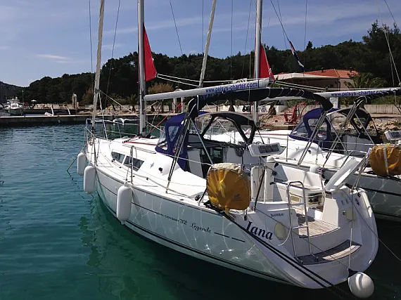 Sun Odyssey 32i - Immagine esterna