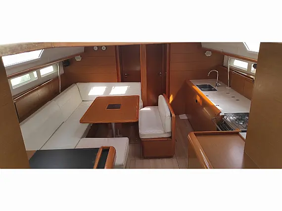 Sun Odyssey 509 - Internal image