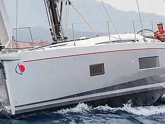 Sunsail 52.4 - External image