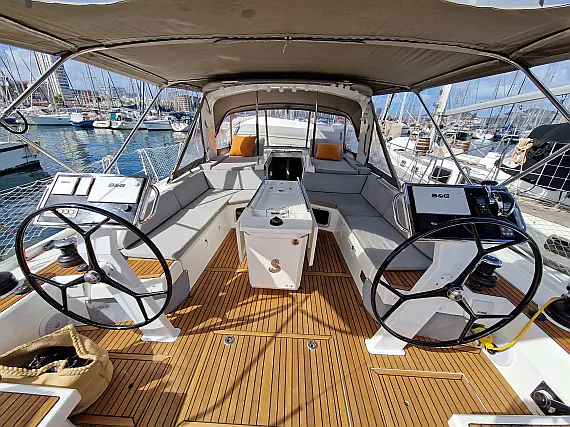 Oceanis 51.1