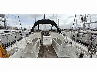 Bavaria Cruiser 34 - External image