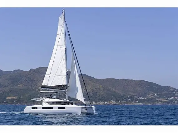 Lagoon 51