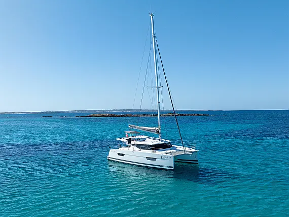Lucia 40